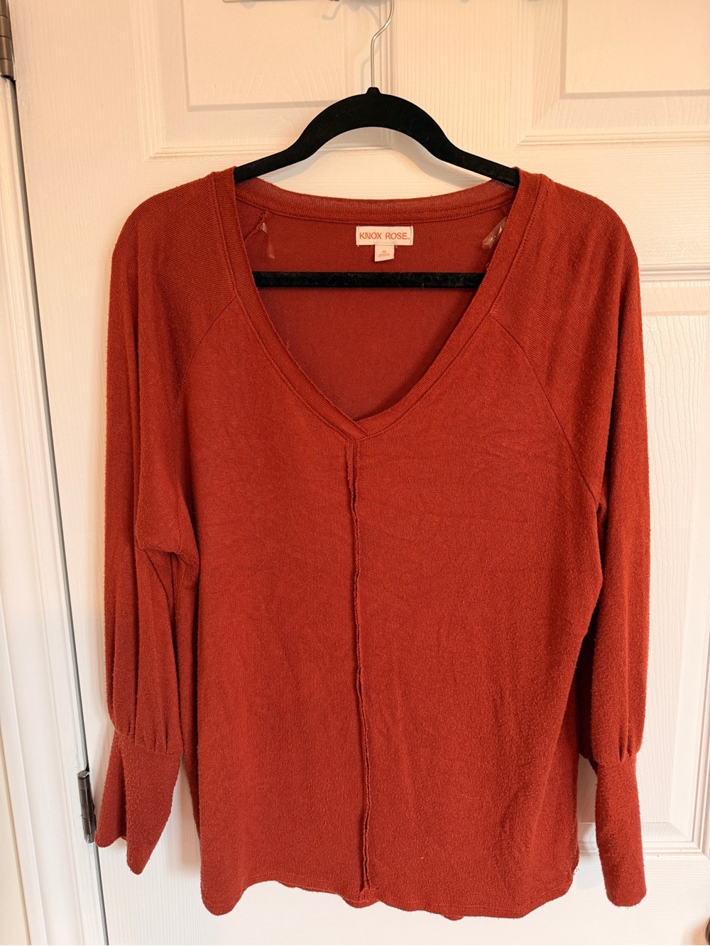 Knox Rose Rust Red V-Neck Long Sleeve Knit Top